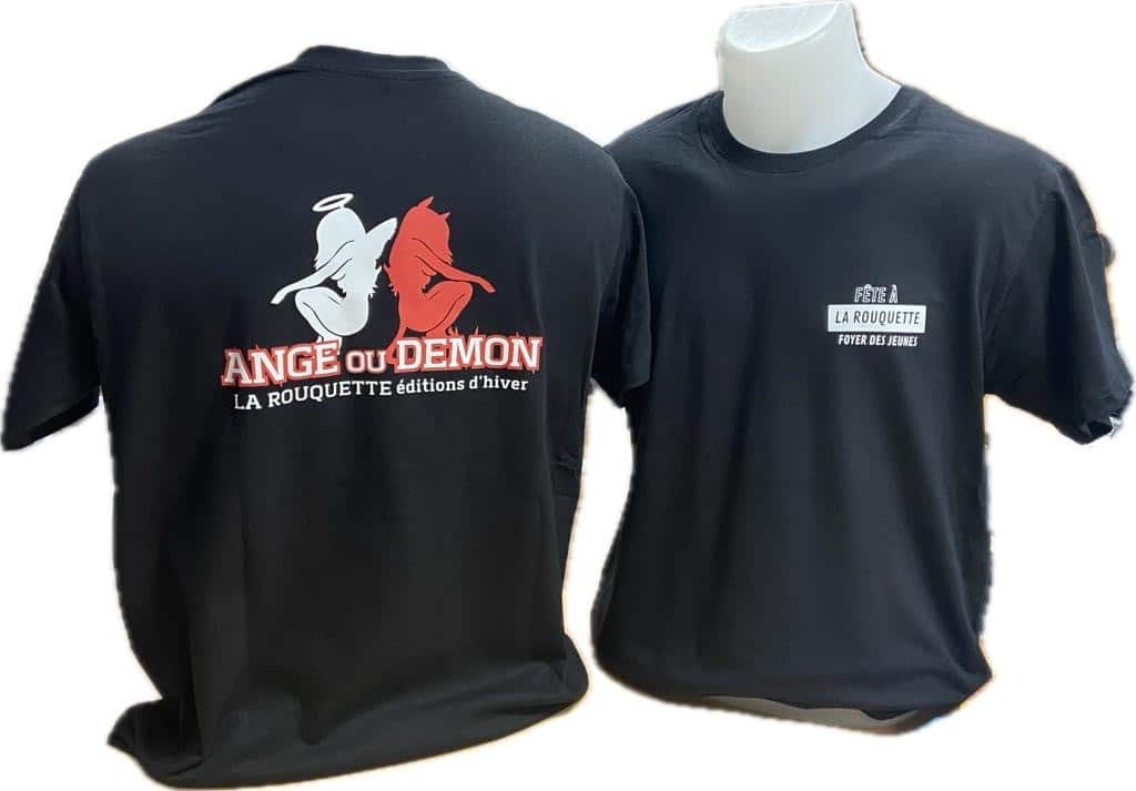 T-shirts noirs. Dos: ange blanc, démon rouge, texte "ANGE ou DEMON LA ROUQUETTE éditions d'hiver". Devant: "FÊTE À LA ROUQUETTE FOYER DES JEUNES".
